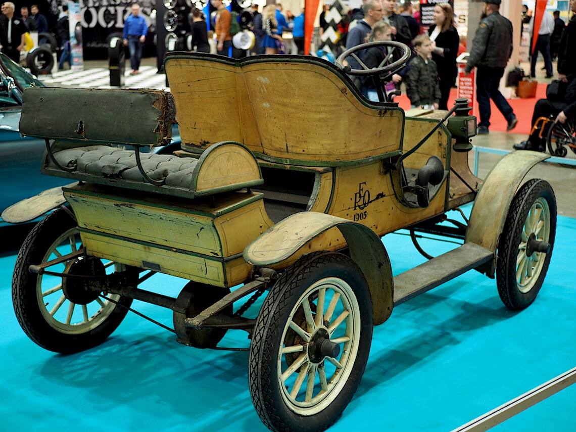 1906-REO-Model-8HP-Runabout-projekti-ACS2018-KaiLappalainen-CCBY40-WheelsFI Tekijä: Kai Lappalainen, lisenssi: CC-BY-40