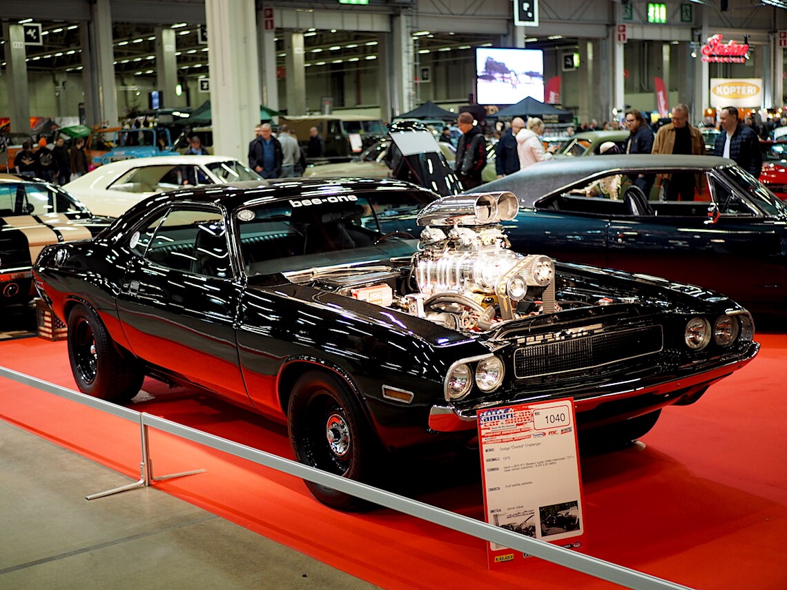 1970-Dodge-Challenger-Overkill-HEMI-BDS871-ahdin-KaiLappalainen-CCBY40-WheelsFI Tekijä: Kai Lappalainen, lisenssi: CC-BY-40