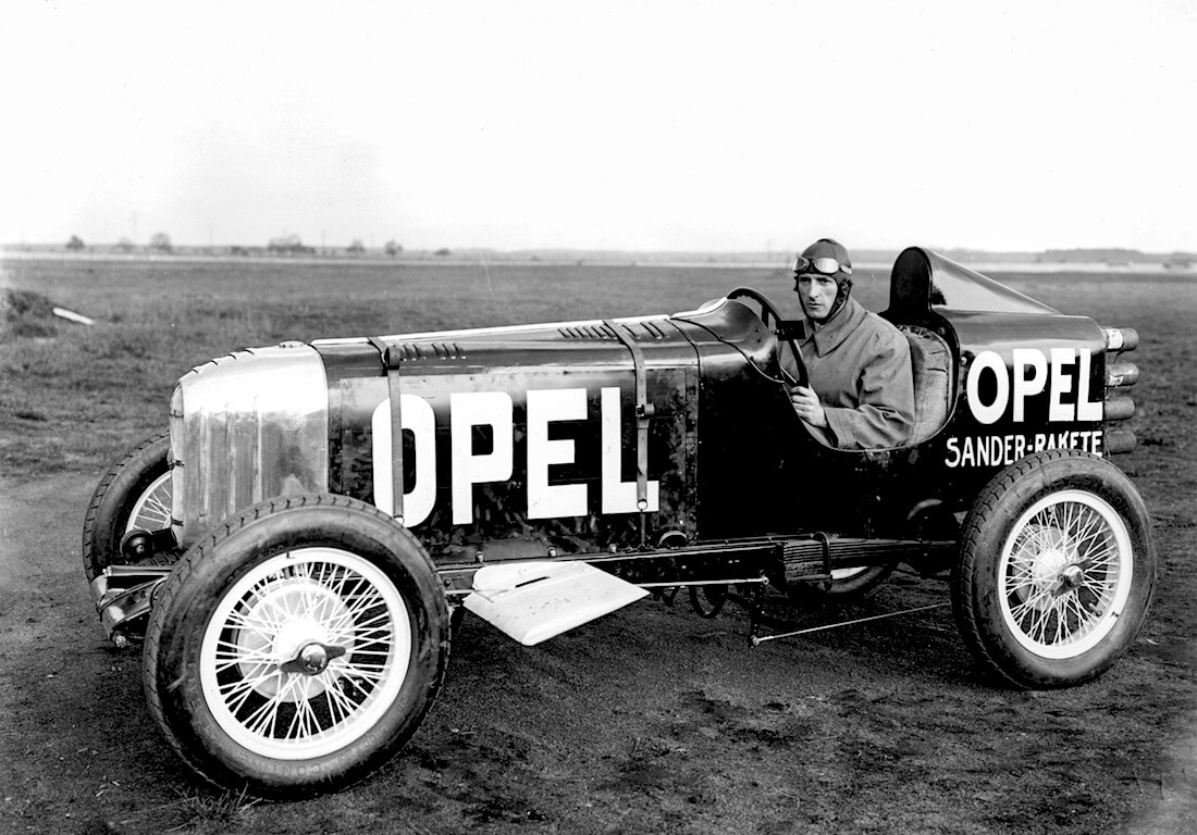 Opelin ensimmäinen rakettiauto RAK 1. Kuva: Opel Automobile GmbH.