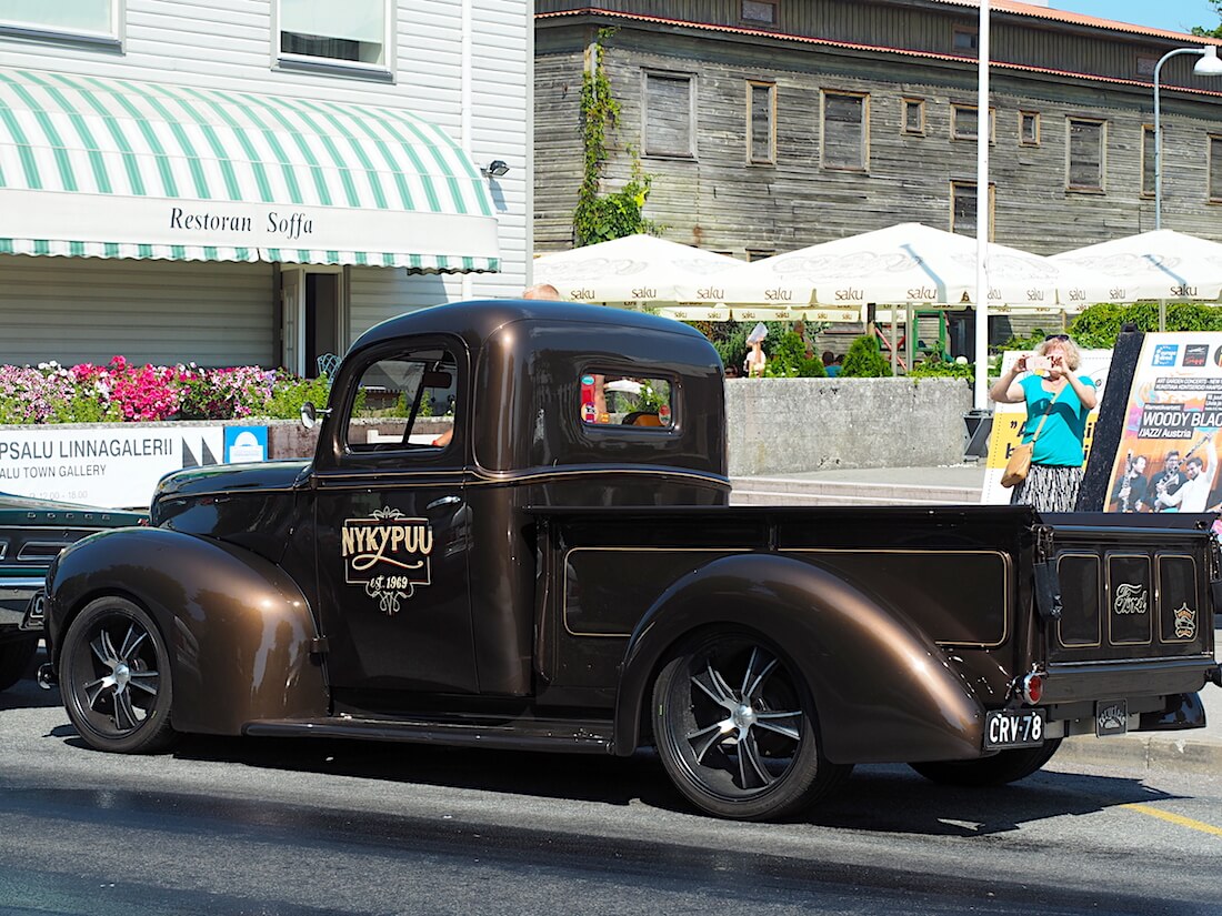 Ford 1946 Halfton Pickup custom. Tekijä: Kai Lappalainen, lisenssi: CC-BY-40.