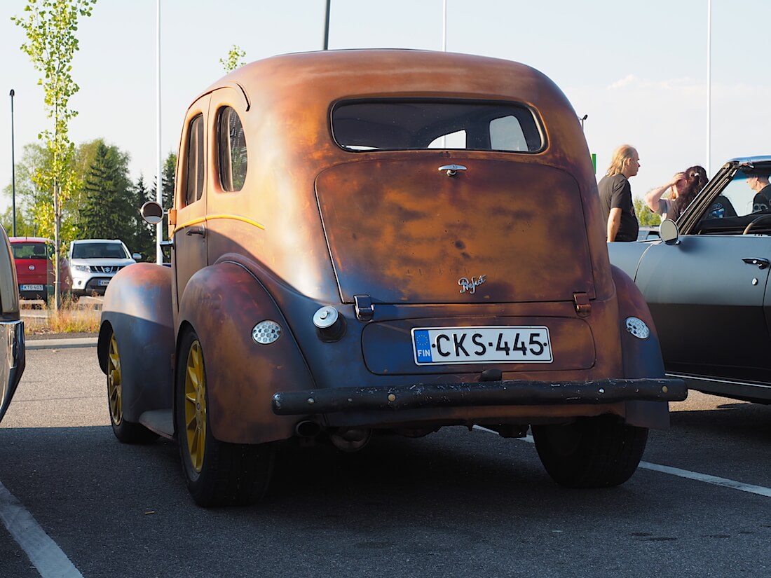 1952 Ford Prefect custom. Tekijä: Kai Lappalainen. Lisenssi: CC-BY-40.