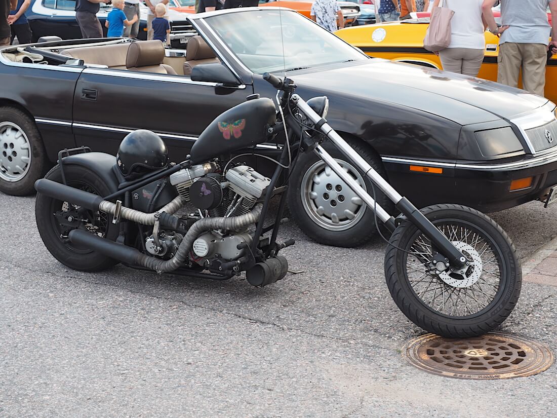 1957 Harley Davidson V-Twin custom. Tekijä: Kai Lappalainen. Lisenssi: CC-BY-40.