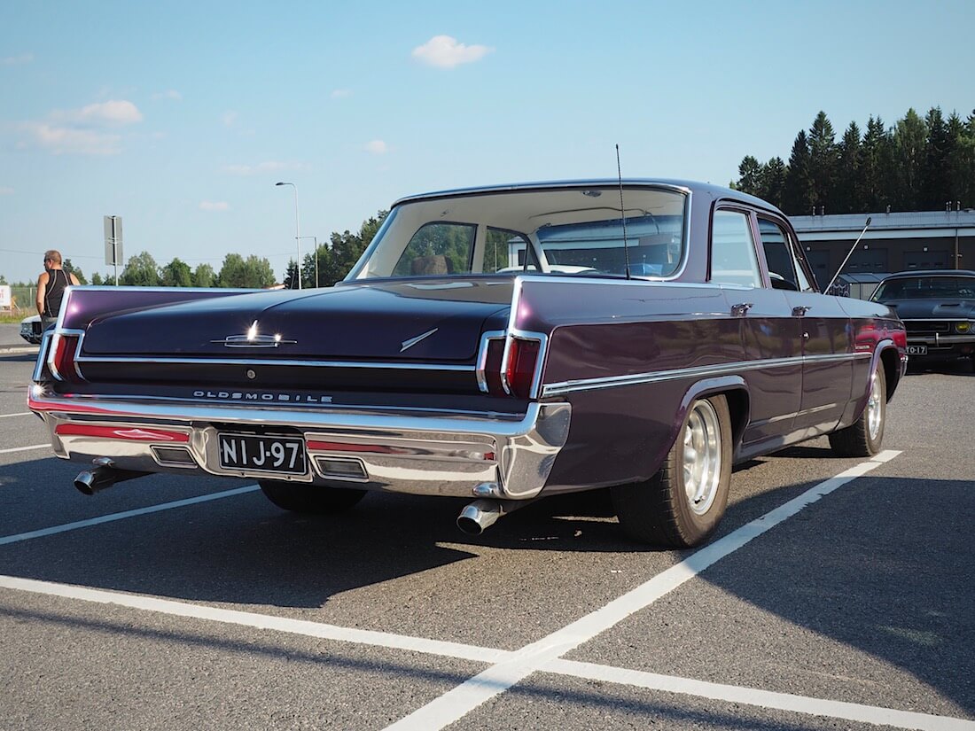 1963 Oldsmobile Dynamic 88 4d Hardtop. Tekijä: Kai Lappalainen. Lisenssi: CC-BY-40.