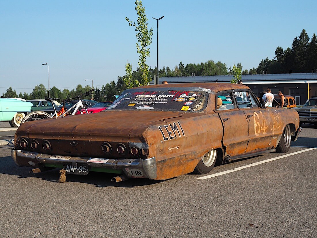 1964 Chevrolet Bel Air 4d 350cid V8. Tekijä: Kai Lappalainen. Lisenssi: CC-BY-40.