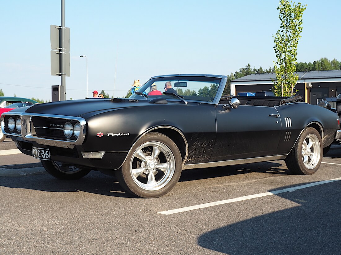 1968 Pontiac Firebird convertible 400cid V8-moottorilla. Tekijä: Kai Lappalainen. Lisenssi: CC-BY-40.