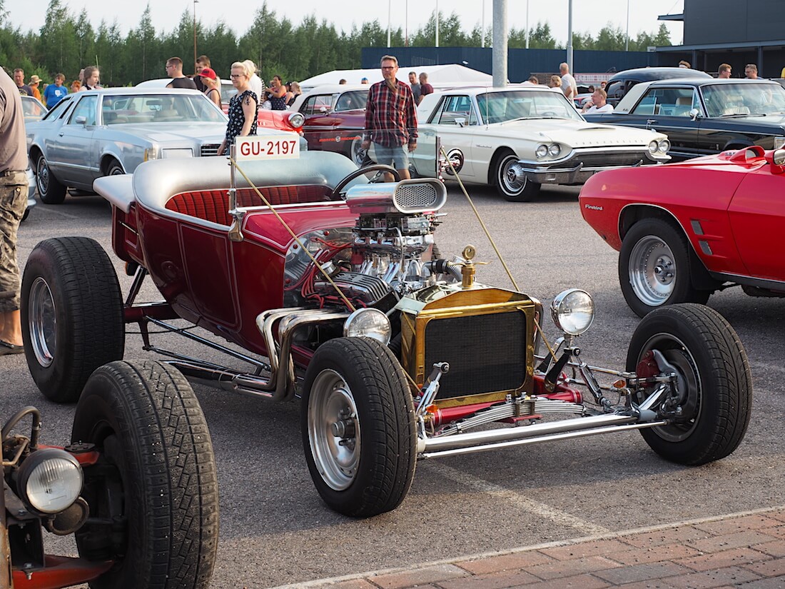 Ford T-Bucket rodi edestä. Tekijä: Kai Lappalainen. Lisenssi: CC-BY-40.