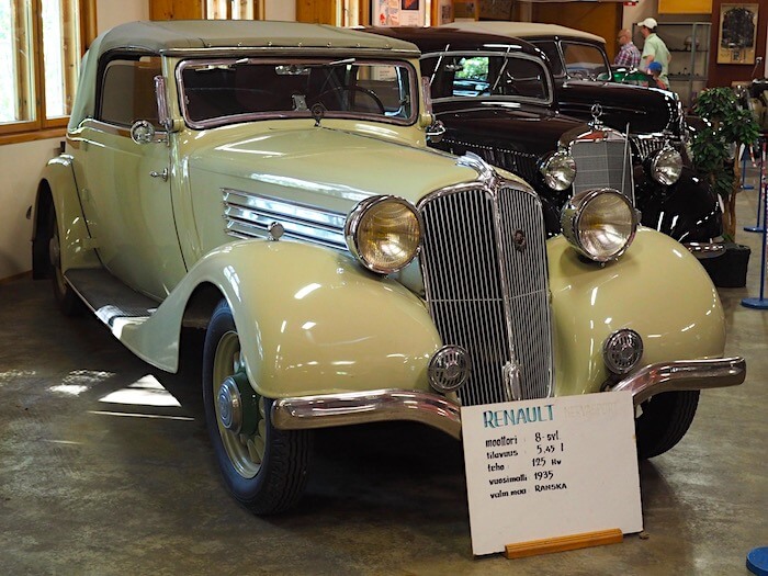 1935 Renault Nervasport Type ANC 1 Cabriolet Vehoniemen automuseossa. Tekijä: Kai Lappalainen. Lisenssi: CC-BY-40.