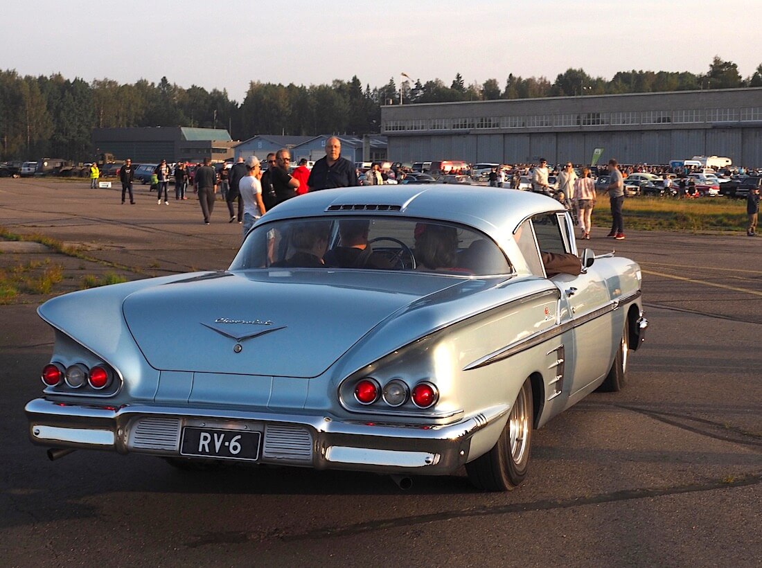 1958 Chevrolet Impala Sport Coupe 283cid V8. Tekijä: Kai Lappalainen. Lisenssi: CC-BY-40.