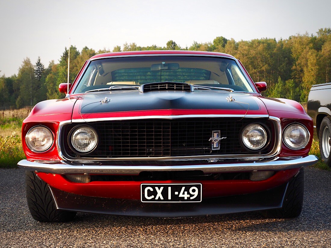 1969 Ford Mustang Mach 1 351cid V8 keulan nelivalot. Tekijä: Kai Lappalainen. Lisenssi: CC-BY-40.