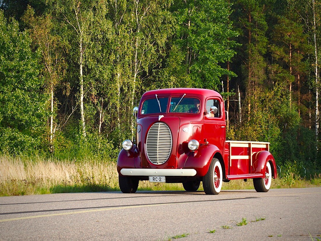 Ford Cab-Over-Engine COE kuorma-auto. Tekijä: Kai Lappalainen. Lisenssi: CC-BY-40.