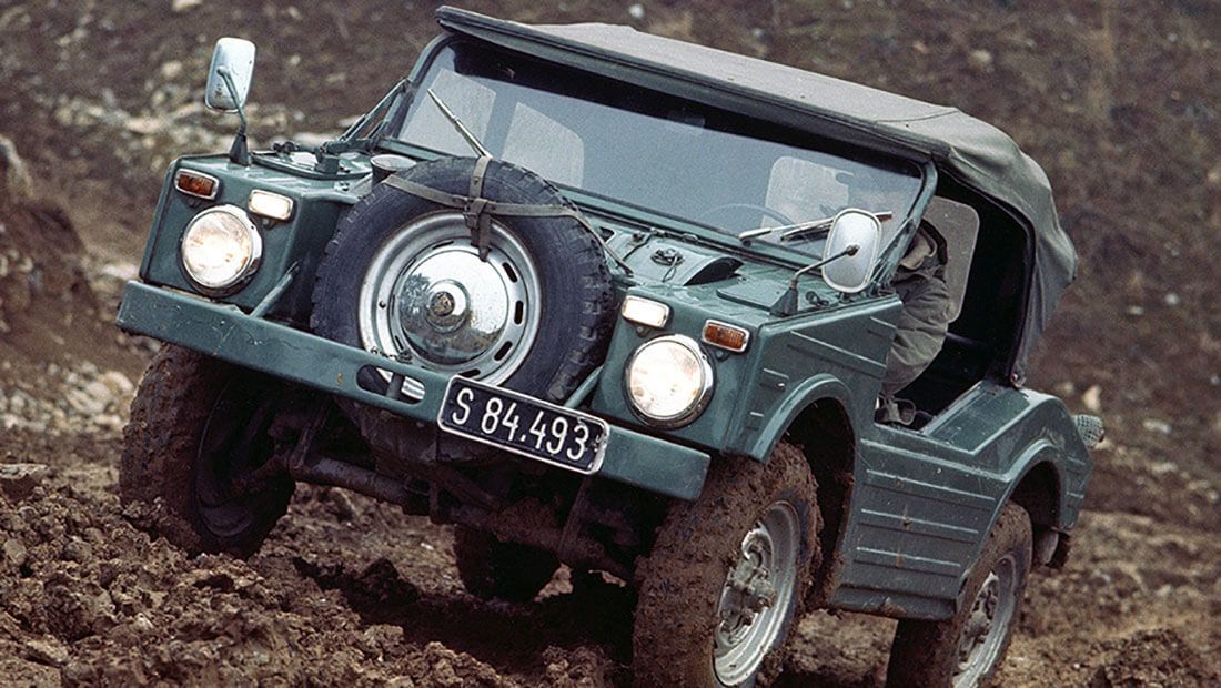 Porsche Type 597 Jagdwagen neliveto maastossa. Kuva ja copyright: Porsche AG.