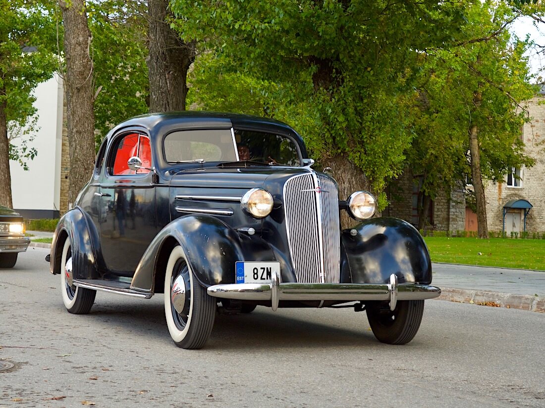 1936 Chevrolet Master Business Coupe Tallinnan kadulla. Tekijä: Kai Lappalainen. Lisenssi: CC-BY-40.