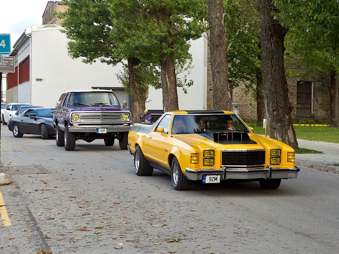 1978 Ford Ranchero 429cid Pickup Tallinnan kadulla. Tekijä: Kai Lappalainen. Lisenssi: CC-BY-40.