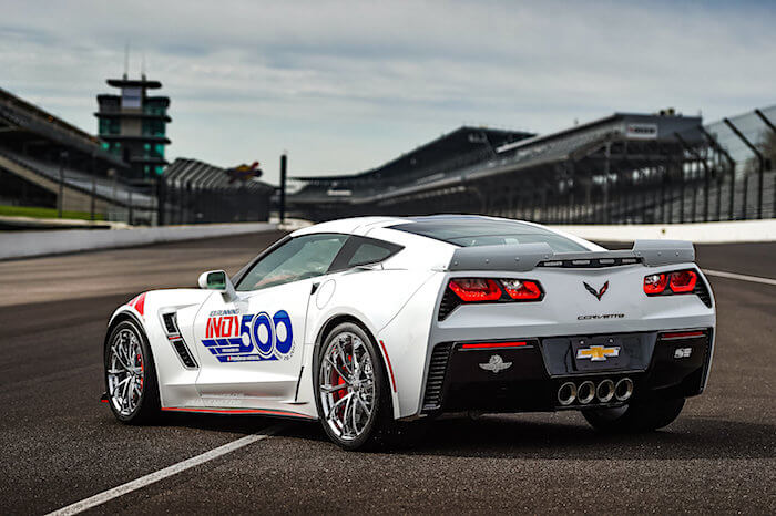 2017 Chevrolet Corvette Indianapolis 500 Official Pace car. Kuva: GM Media. Lisenssi: CC-BY-NC-30.