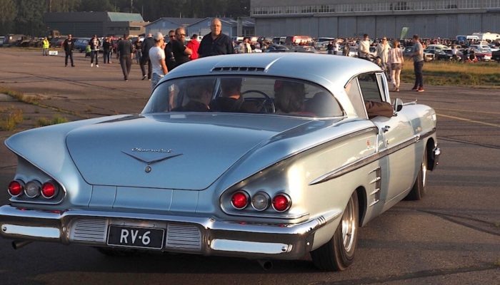 1958 Chevrolet Impala Sport Coupe 283cid V8. Tekijä: Kai Lappalainen. Lisenssi: CC-BY-40.