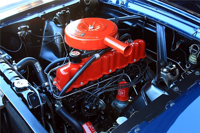 1964.5 Ford Mustang 170cid Thriftpower moottori. Kuva ja copyright: Barrett-Jackson.