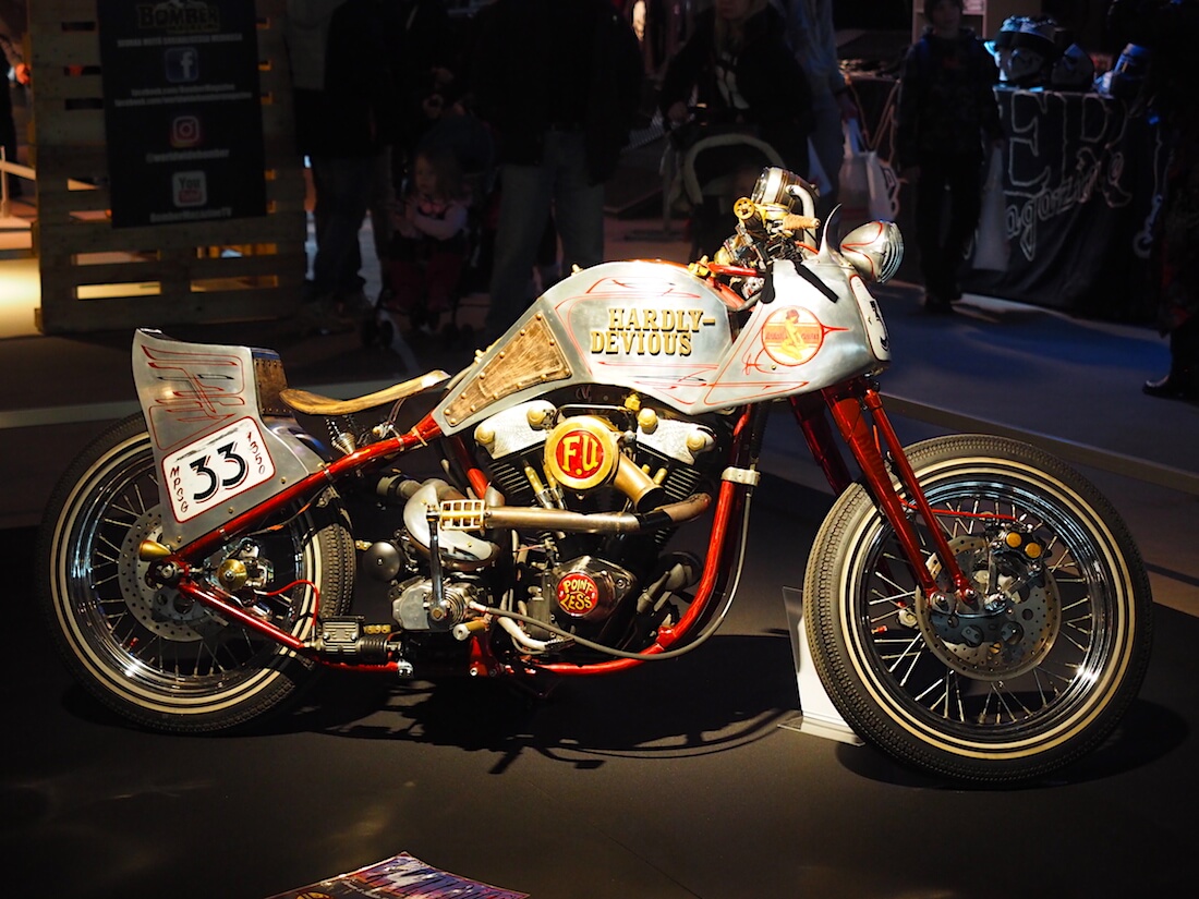 1994 Harley-Davidson Custom "Hardly Devious". Kuva: Kai Lappalainen. Lisenssi: CC-BY-40.