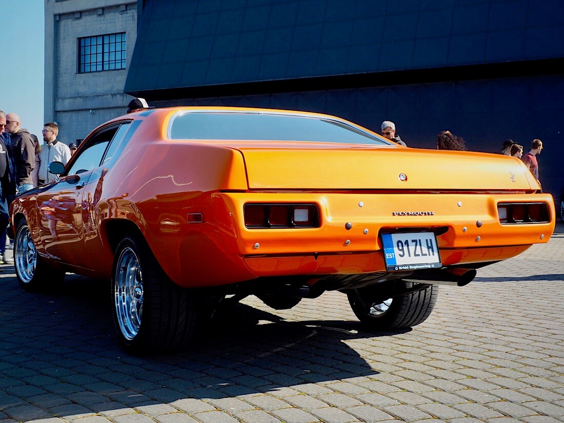 Oranssi 1973 Plymouth Road Runner 400cid. Kuva: Kai Lappalainen. Lisenssi: CC-BY-40.