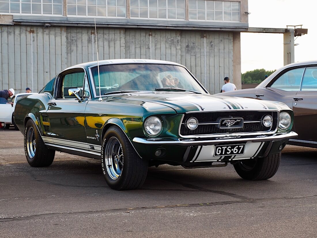 1967 Ford Mustang GT-S 390cid isolohko