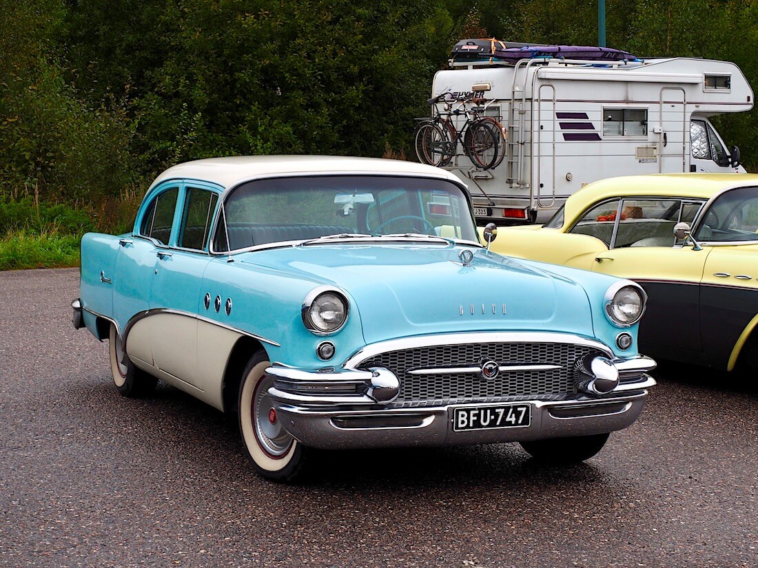 1955 Buick Special 4d sedan