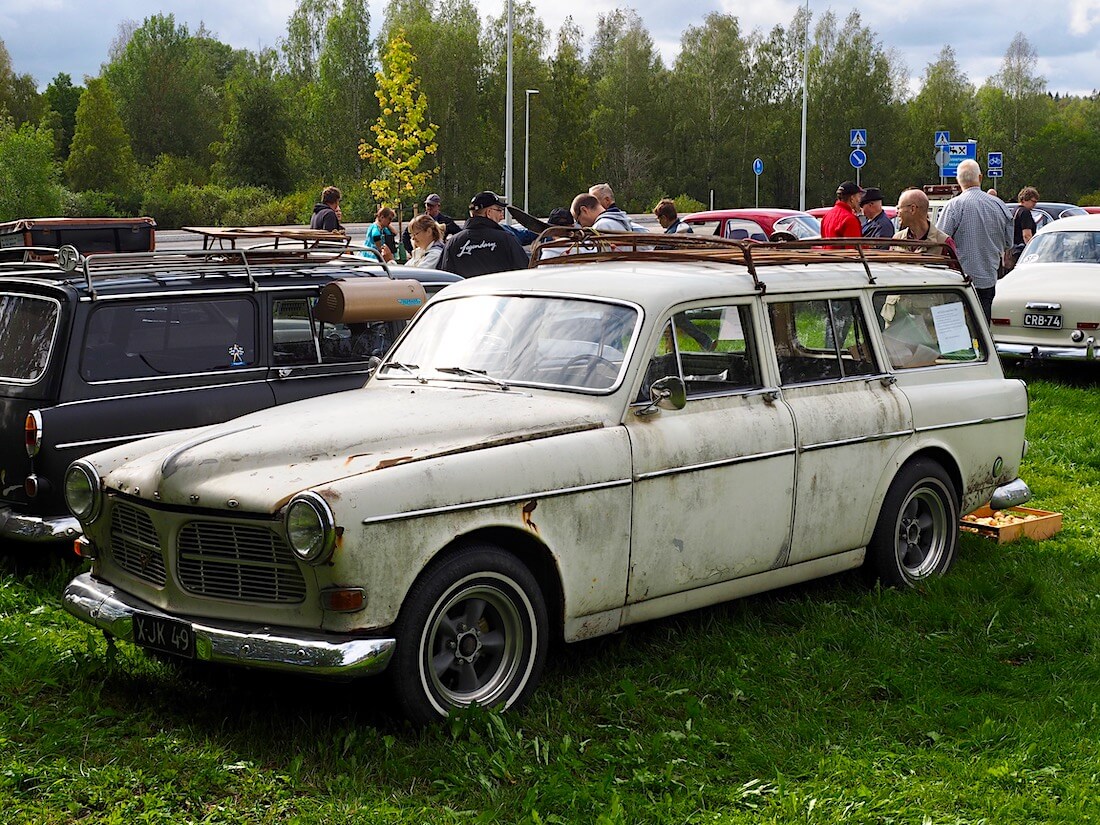 Patinoitunut 1967 Volvo Amazon farmari