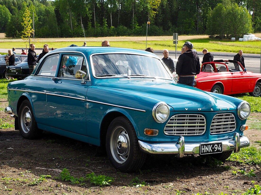 Mellanblå 1970 Volvo Amazon