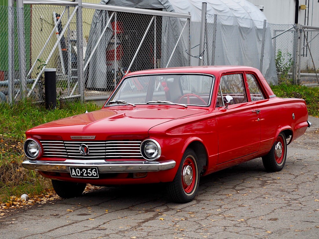 Museorekisteröity 1964 Plymouth Valiant 170cid Slant6