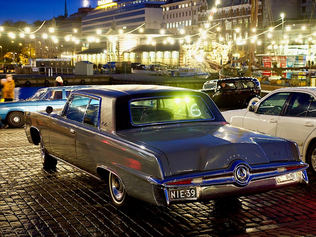 1965 Imperial Crown 413cid V8 edustusauto