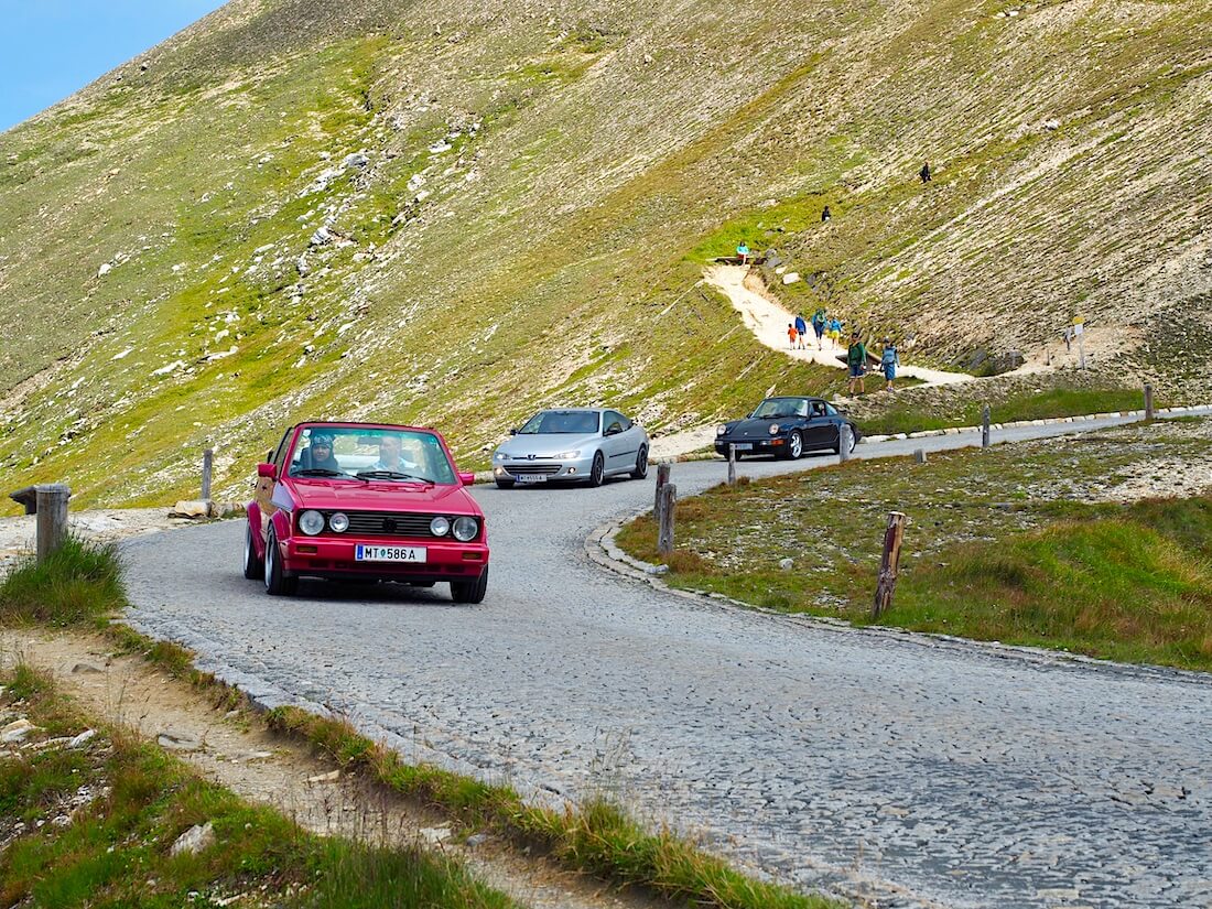 Youngtimer autoja Grossglockner alppitiellä