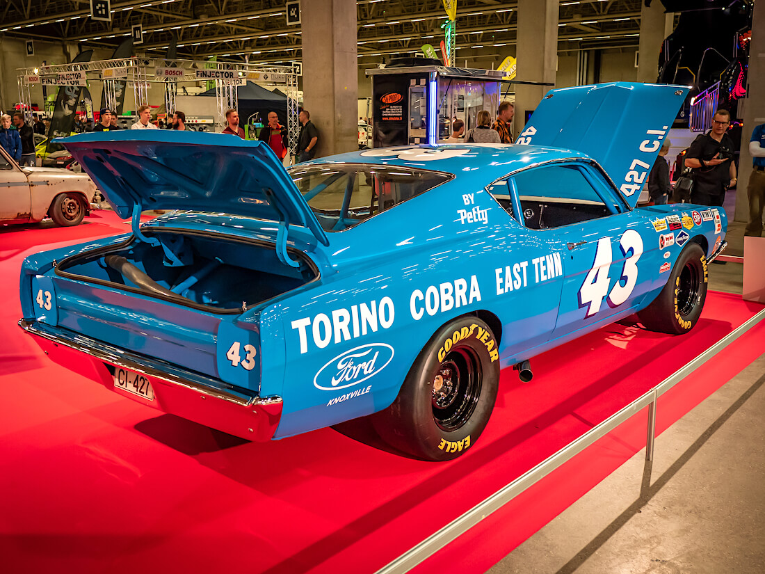 1969 Ford Torino Cobra NASCAR-klooni