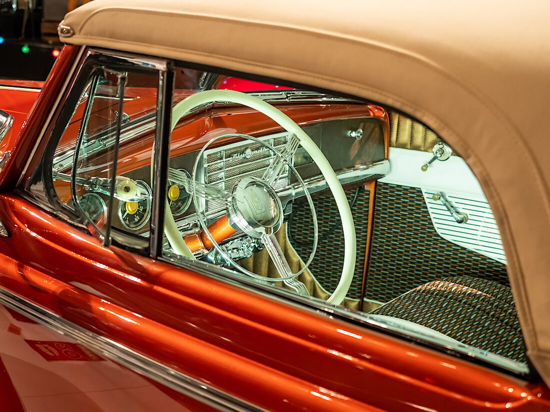 1938 Buick custom sisusta