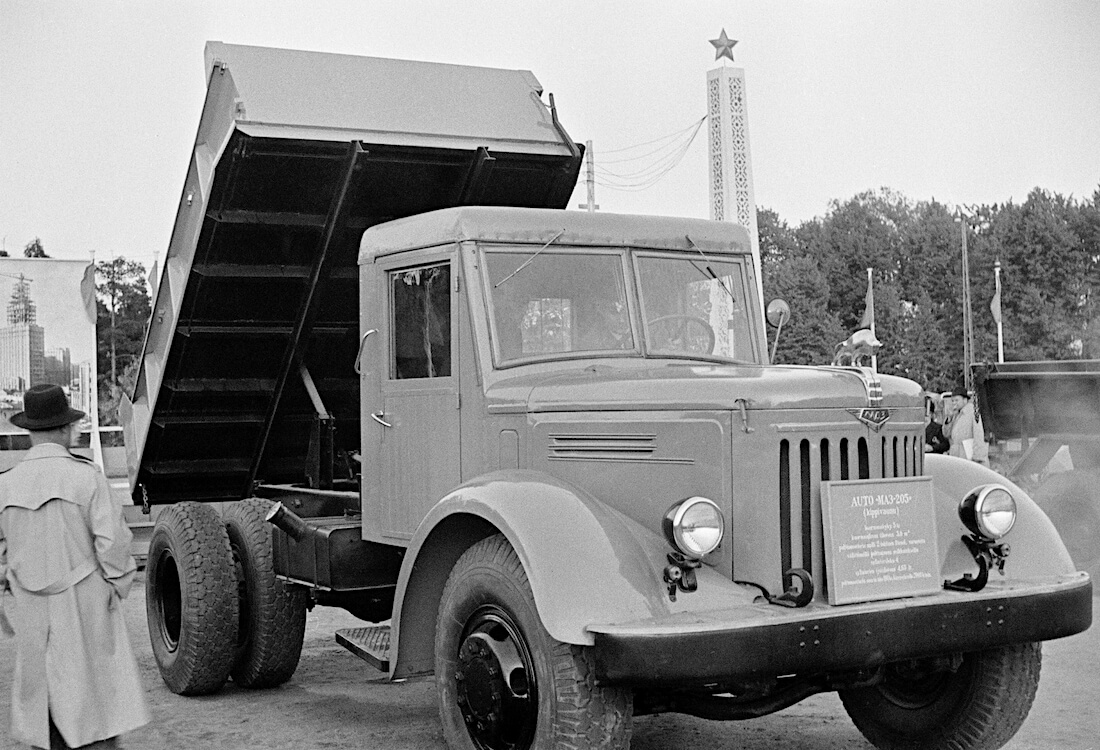 1947 MAZ-205 jäteauto