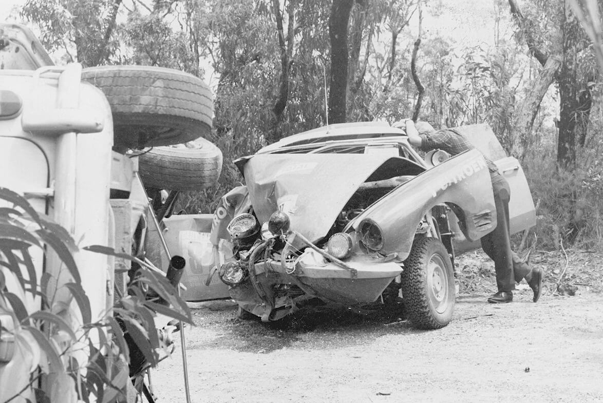 Lucien Bianchin tuhoutunut Citroen DS21 ralliauto