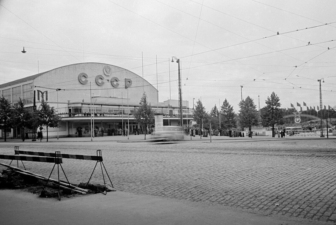 CCCP kirjaimet Töölön kisahallin seinällä