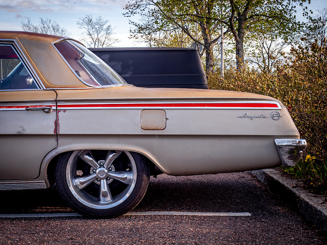 1962 Chevrolet Impala Sport Sedanin takaosa