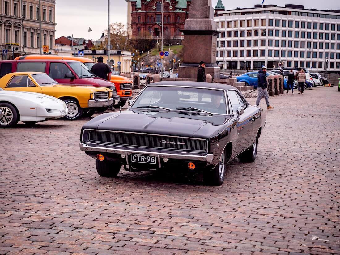 Musta 1968 Dodge Charger Kauppatorilla