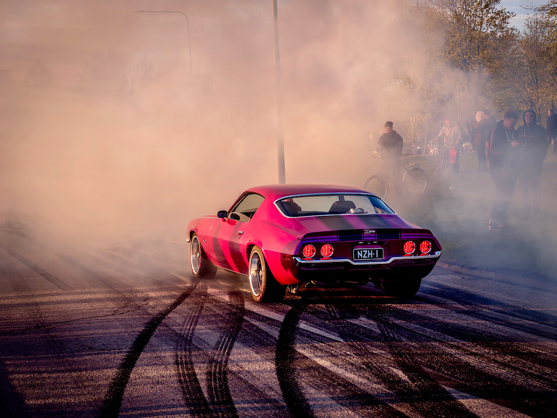 1971 Chevrolet Camaro burnout