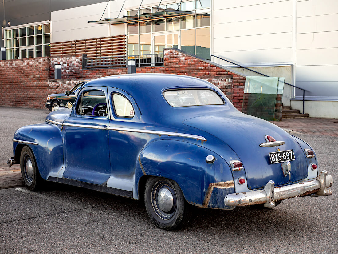 1948 Plymouth Business Coupe 271.8cid suora-6 jenkkiauto