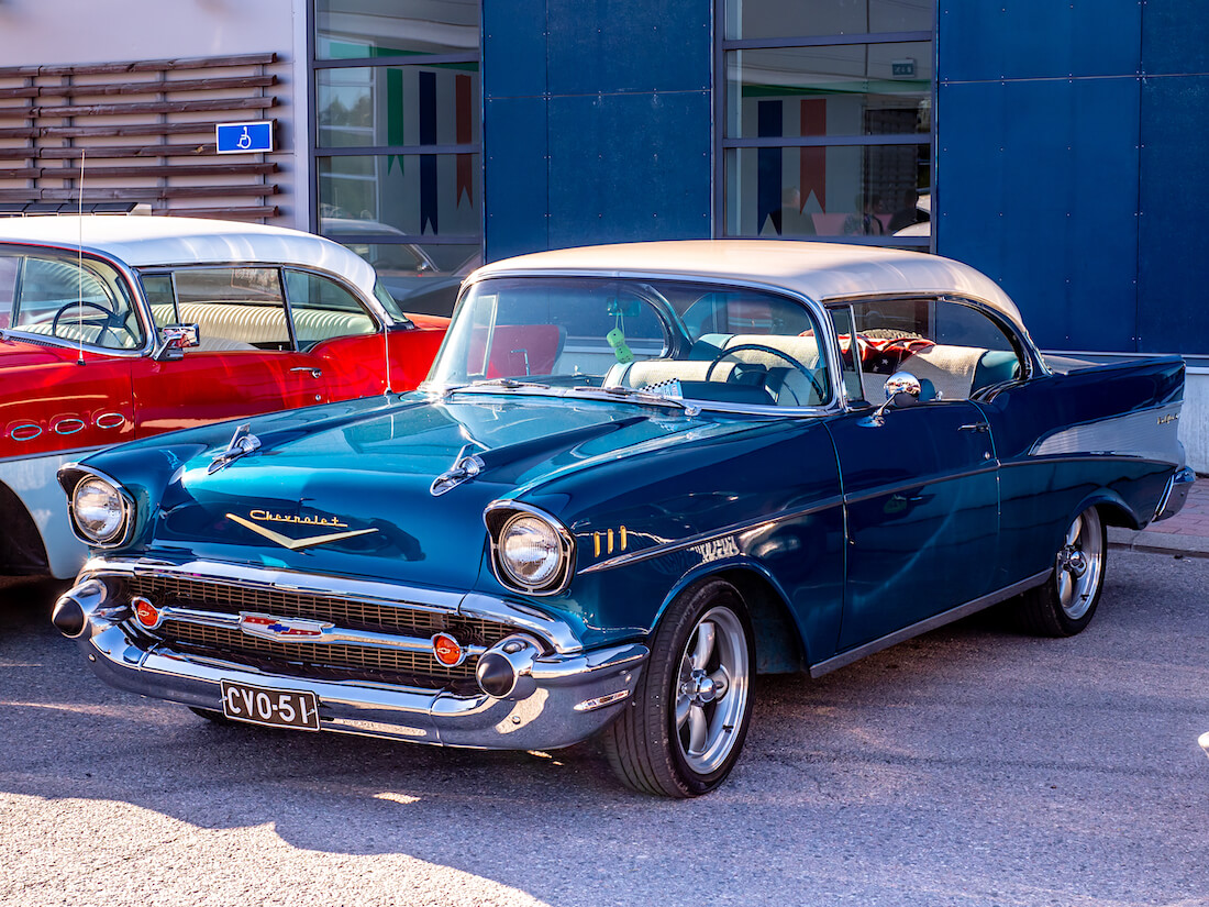 1957 Chevrolet Bel Air V8 TriFive Chevy jenkkiauto