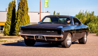 Ahdettu 1968 Dodge Charger 383cid V8 Porvoossa