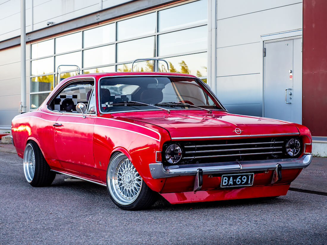 1969 Opel Rekord C Coupe 1.9L eurotuning Porvoossa