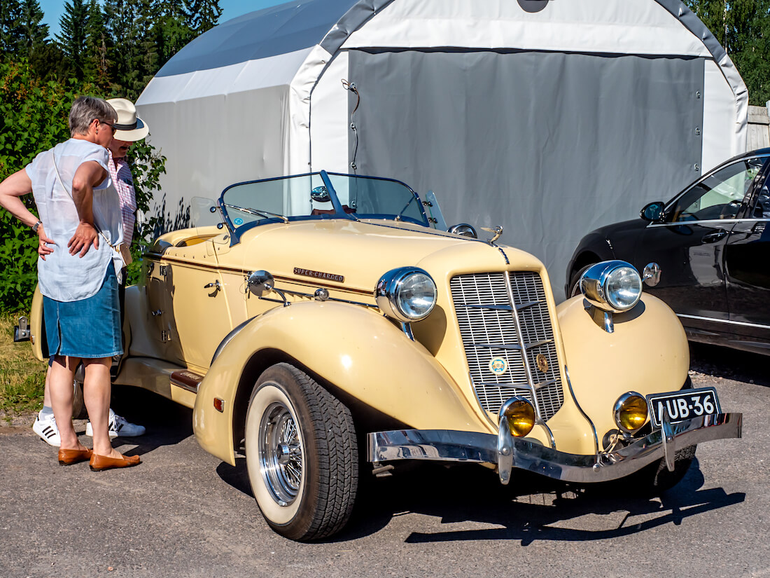 1936 Auburn replica Gustavelundissa