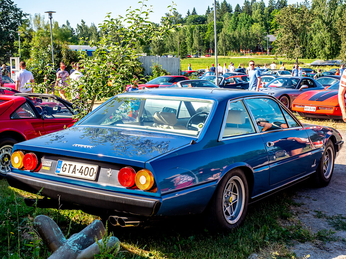 1977 Ferrari 400 Automatic takaa