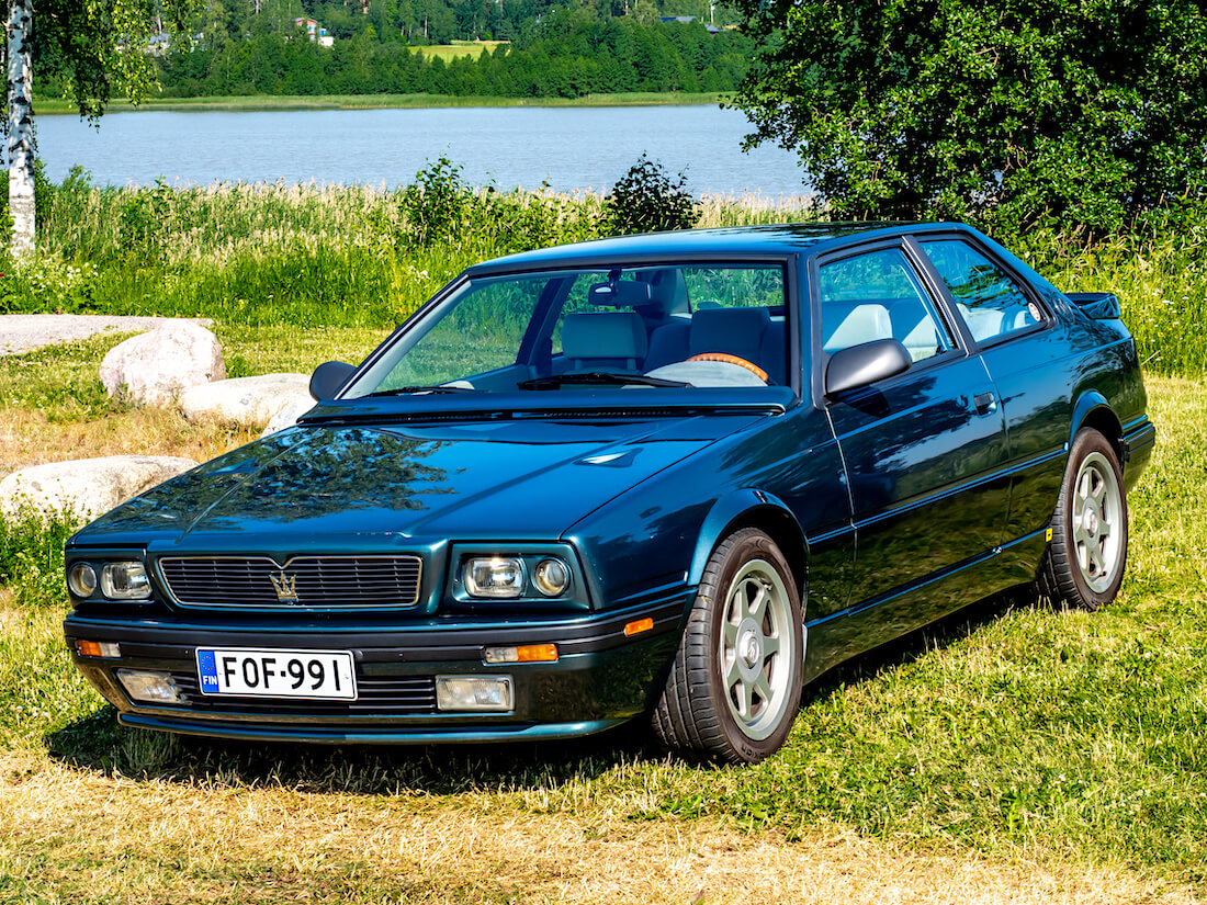 1992 Maserati 2.24v Tuusulanjärven rannalla Gustavelundissa