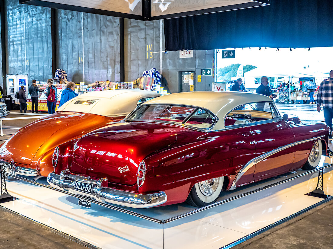 1952-Buick-Special-Riviera-V8-350cid-FHRA-Malmi-Show-Shine-2020-KaiLappalainen-CCBY40-WheelsFI 1952 Buick Special Riviera V8 Custom