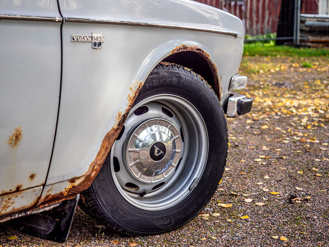 1971 Volvo 145 Express levitetty peltivanne