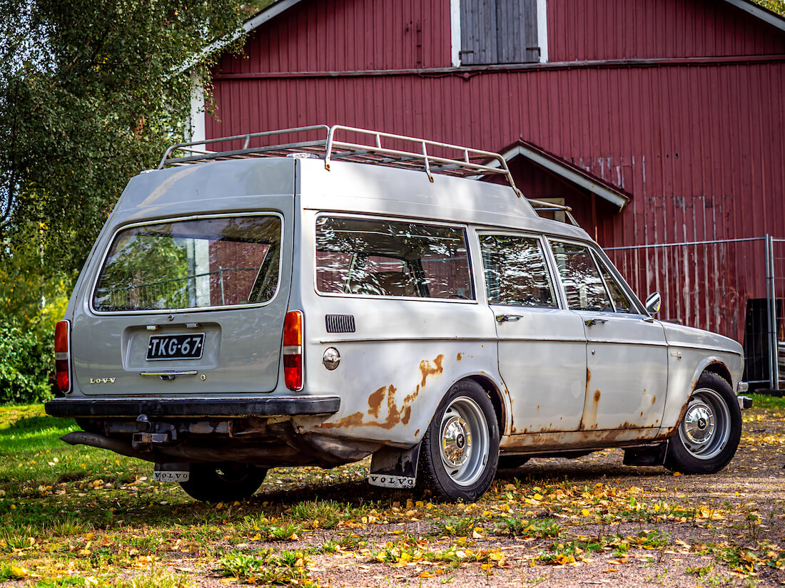 1971 Volvo 145 Express 2.5TDI takaa