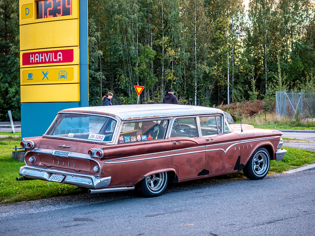 1959 Edsel Villager 361cid V8 pitkäkatto