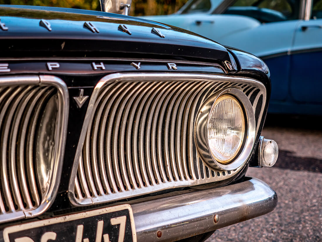 Musta 1963 Ford Zephyr 6 Mark III 2.6L maskin säleikkö