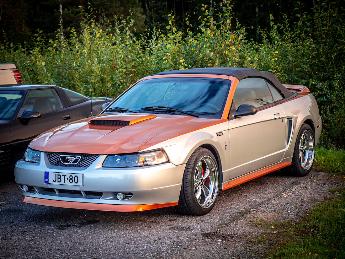 2000 Ford Mustang V6 New Edge avo-auto